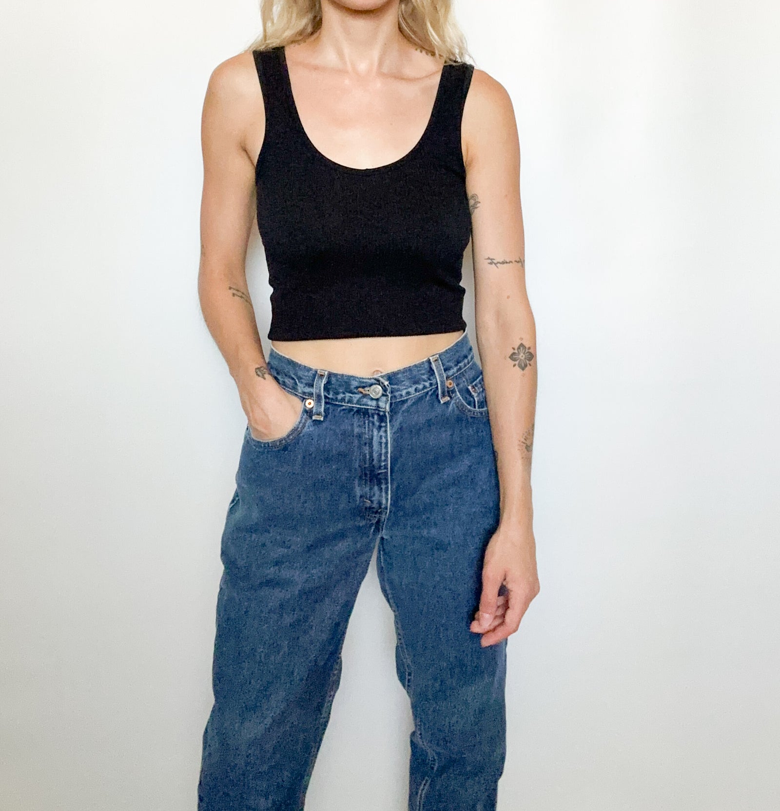 Dark 550 Tapered Levis