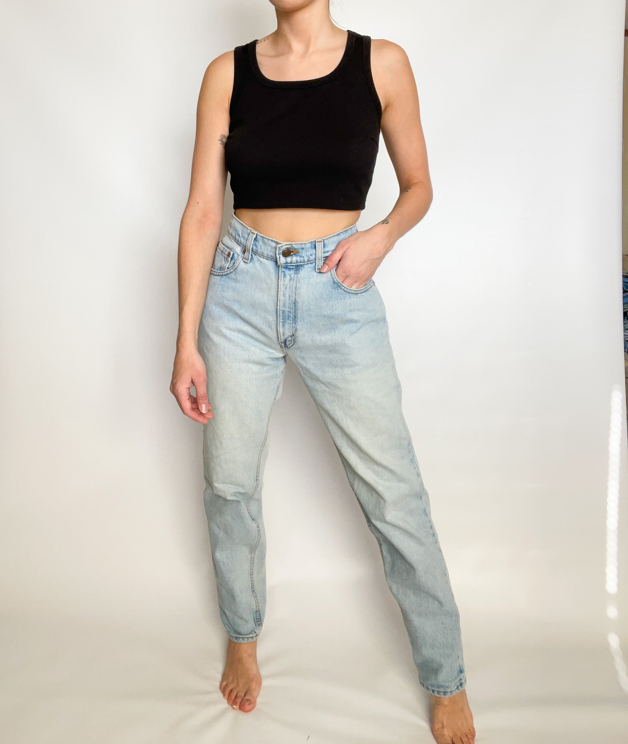 Light 550 Levis