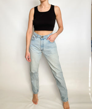 Light 550 Levis