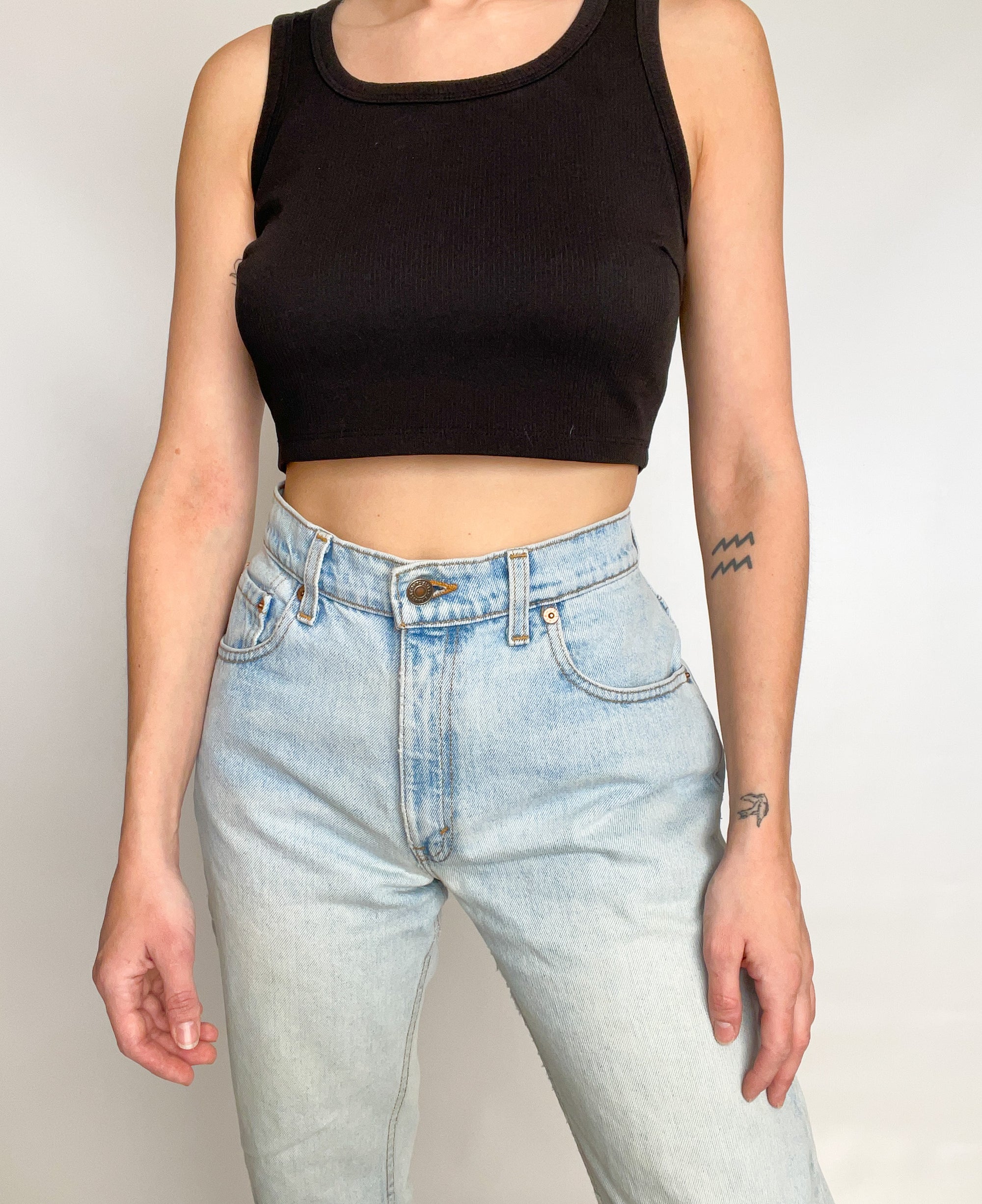 Light 550 Levis